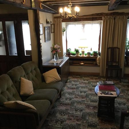 Li'Le Hullets, 3 Seed Howe Cottages 斯泰夫利 外观 照片