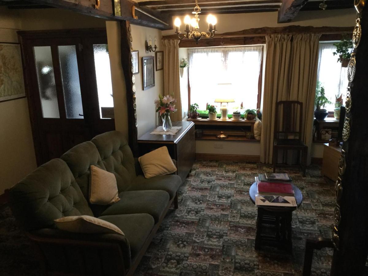 Li'Le Hullets, 3 Seed Howe Cottages 斯泰夫利 外观 照片